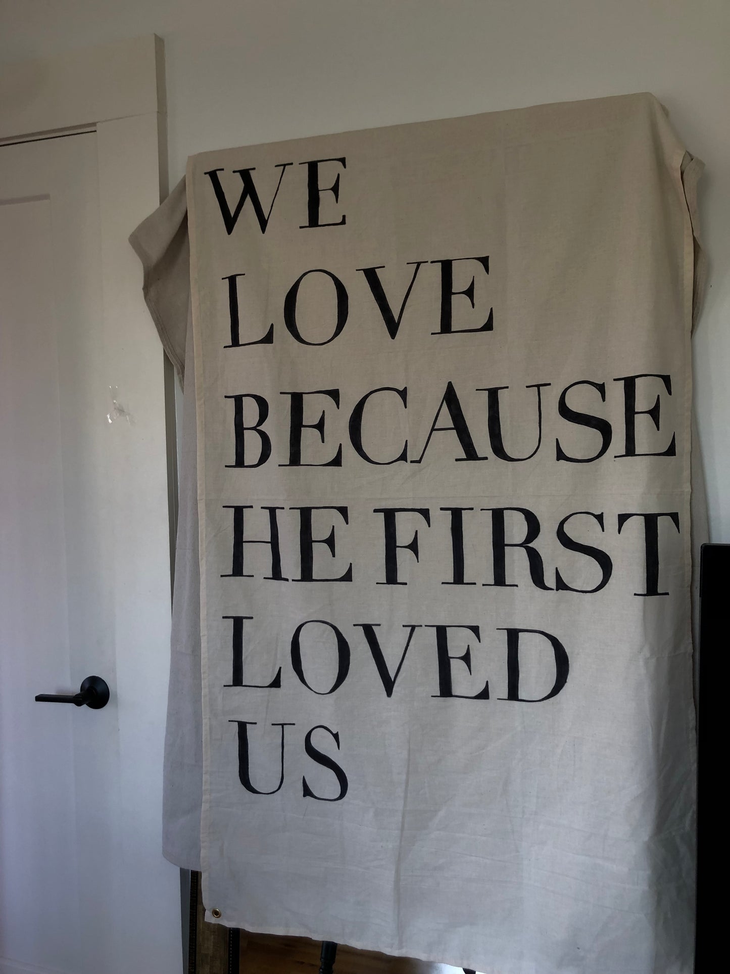 WE LOVE Banner